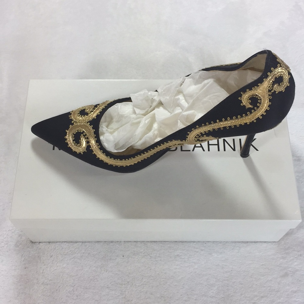Manolo Blahnik black high heels stilettos beautiful intricate gold trim - Picture 4 of 8